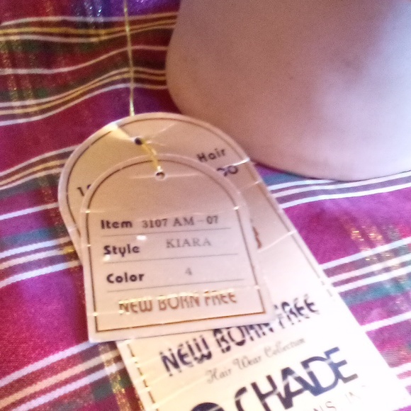 New CHADE Born Free Dark Brown 100% Synthetic Hair - Picture 7 of 11